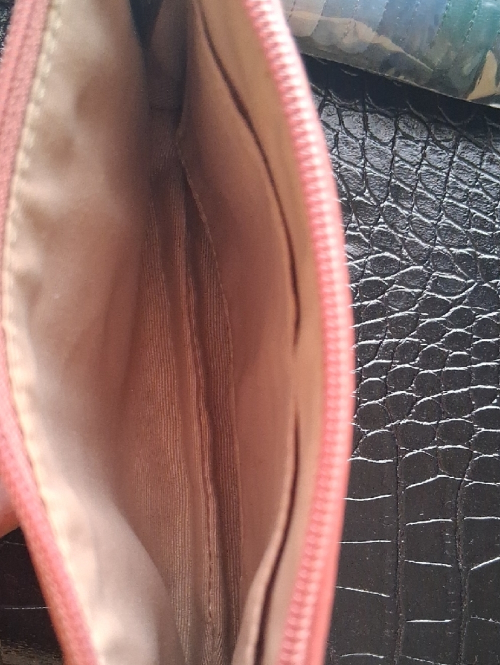 Vintage Coach Pink Leather Studded Wristlet - Picture 6 of 12